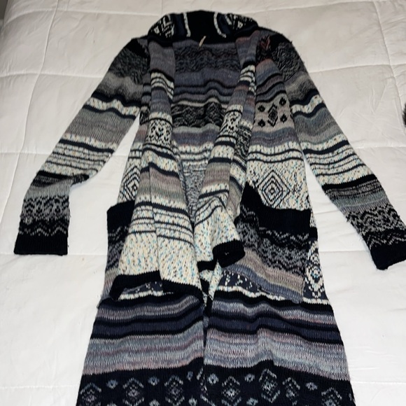 Free People for Urban Outfitters  maxi length long sleeve knitt sweater Small - Picture 3 of 11